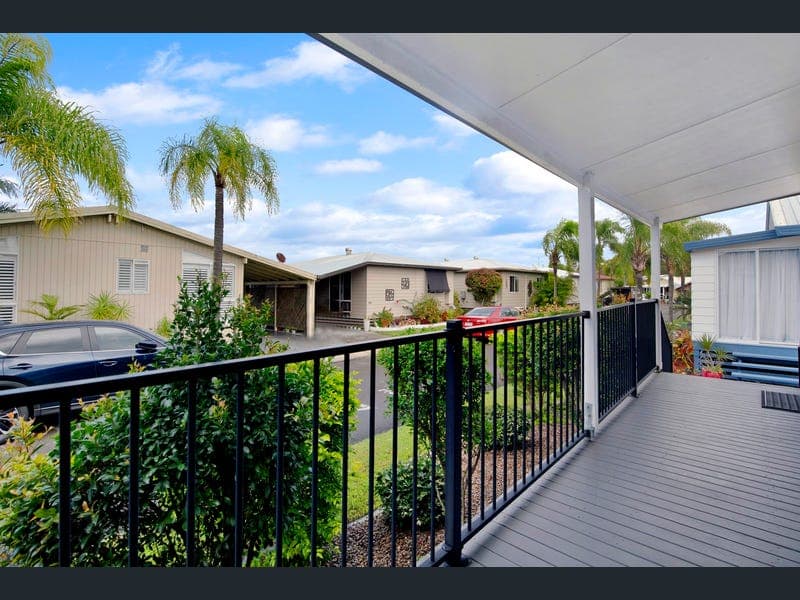 114/368 Oxley Drive, Coombabah — photo 1 of 5