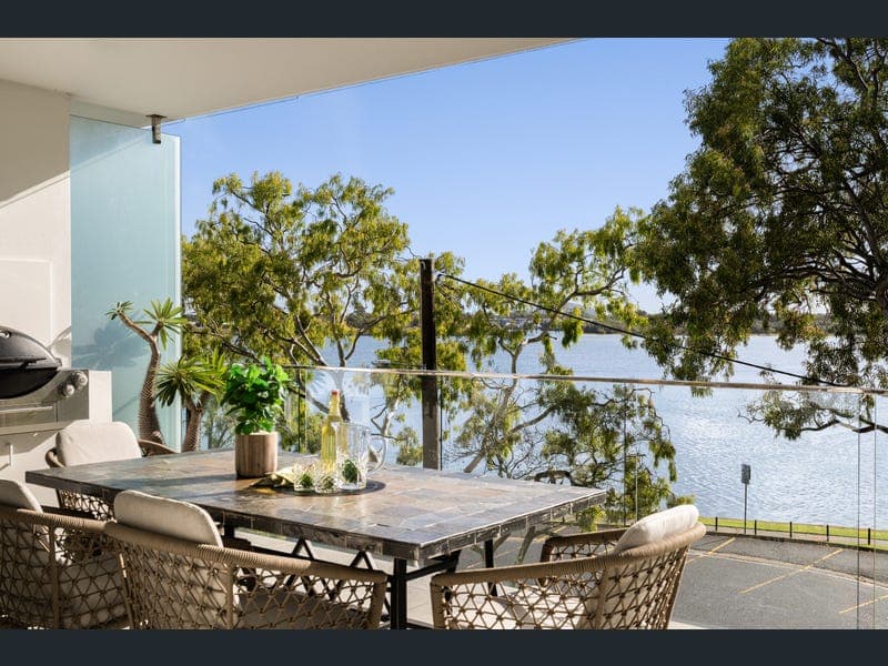 301/10 Picnic Point Esplanade, Maroochydore — photo 1 of 5