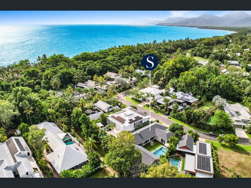 45 Beachfront Mirage Drive, Port Douglas — photo 1 of 5