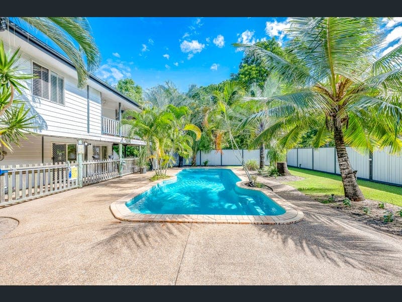 30 Plum Tree Crescent, Moore Park Beach — photo 1 of 5