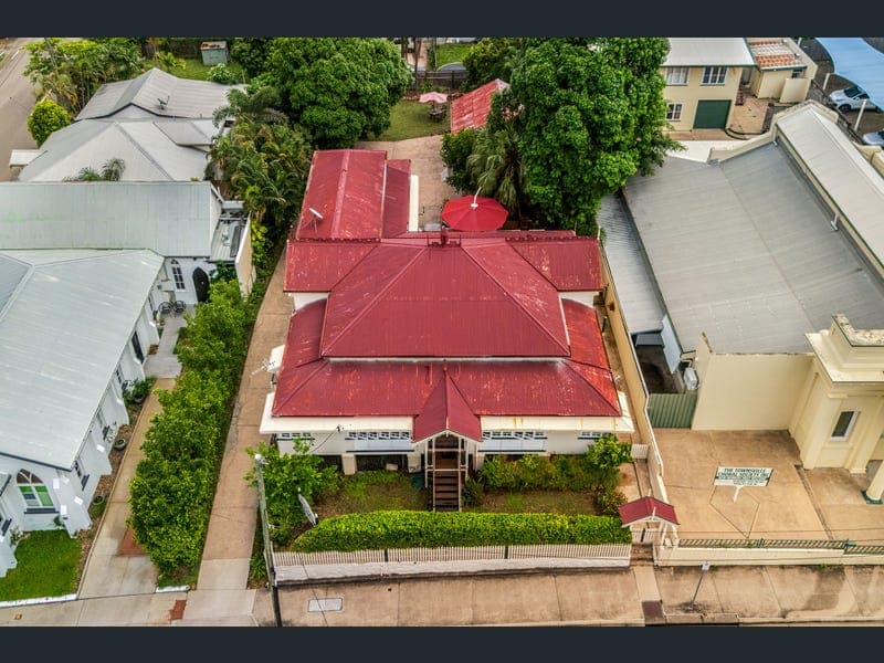 495-503 Sturt Street, Townsville City — photo 1 of 5
