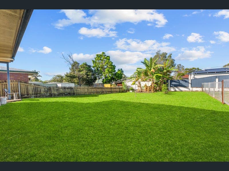 2365 Sandgate Road, Boondall — photo 1 of 5