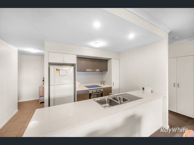 113/64 Glenlyon Street, Gladstone Central — photo 1 of 5