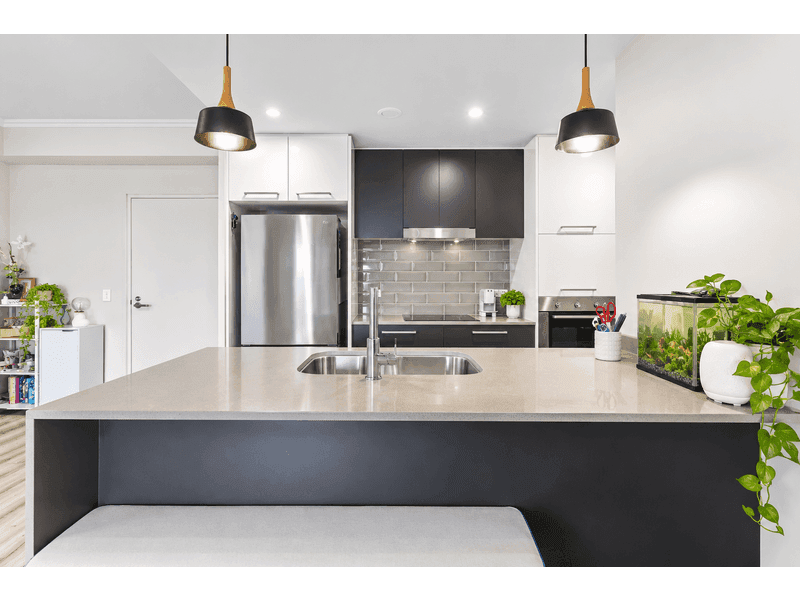 126/1-25 Parnell Boulevard, Robina — photo 1 of 5