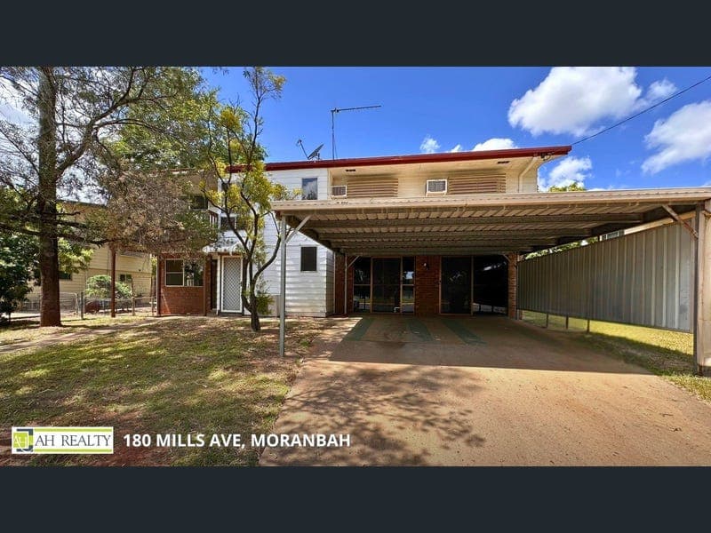 180 Mills Avenue, Moranbah — photo 1 of 5