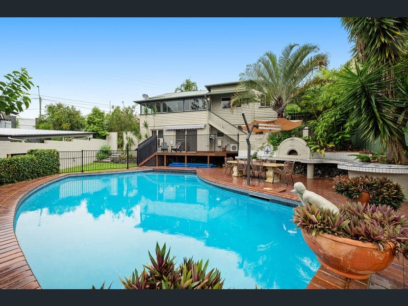 1 Myagah Road, Ashgrove — photo 1 of 5