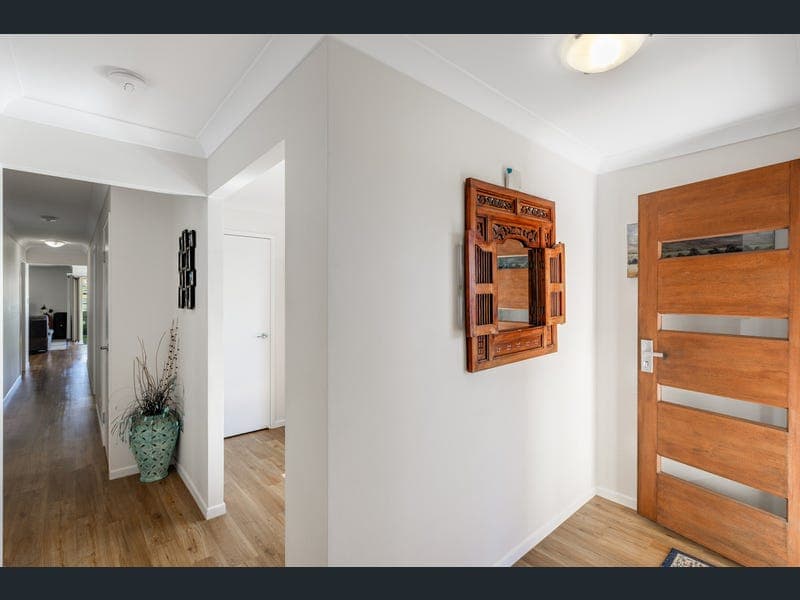 119 Entabeni Drive, Kearneys Spring — photo 1 of 5