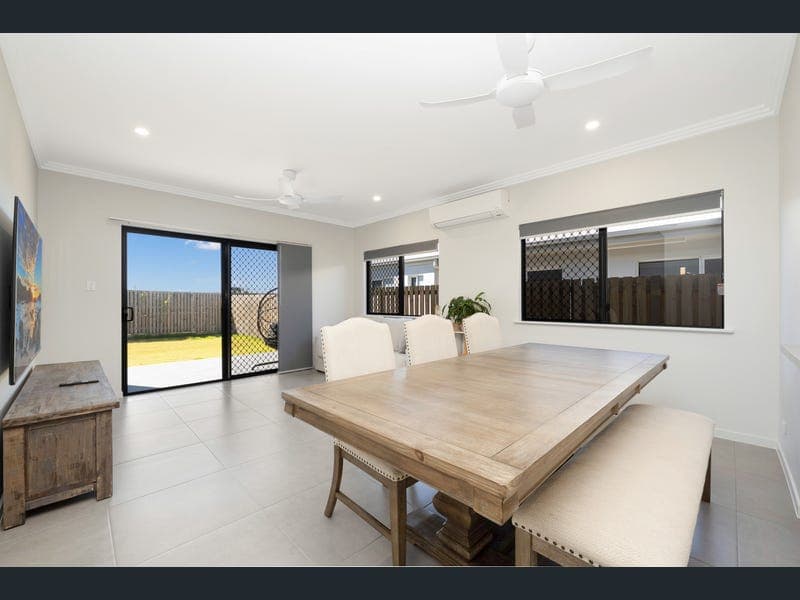 7 Fern Street, Burdell — photo 1 of 5