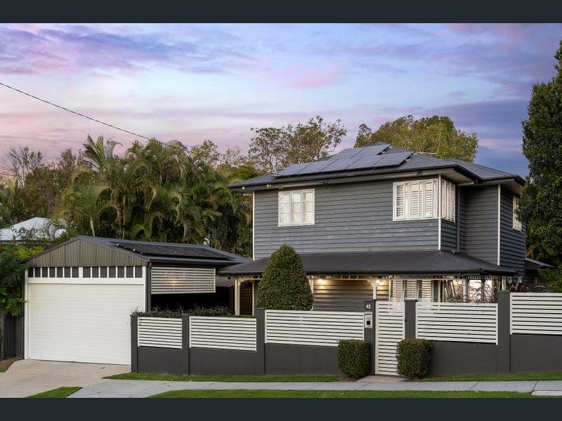 42 Corrigan Street, Keperra — photo 1 of 5