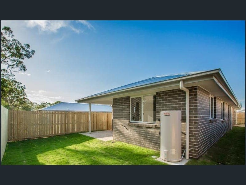 4 Imelda Way, Pimpama — photo 1 of 5