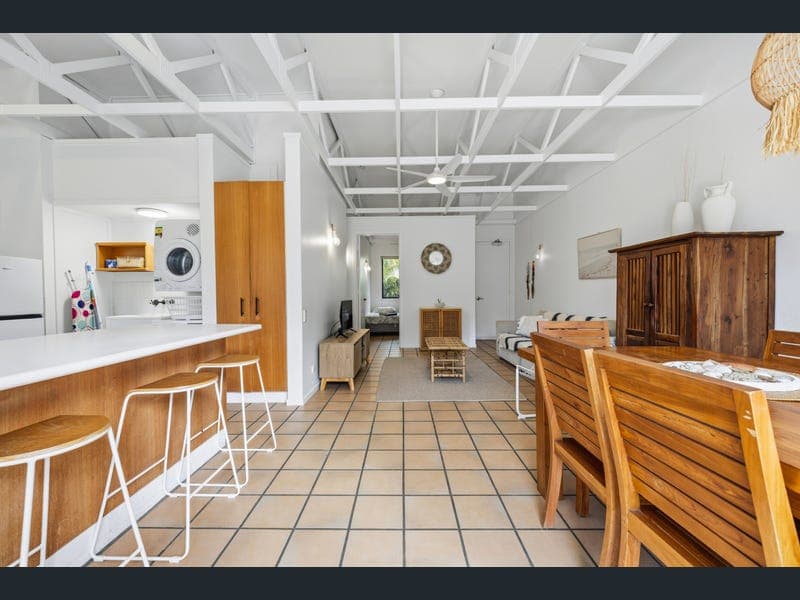 13/9 Rainbow Shores Drive, Rainbow Beach — photo 1 of 5