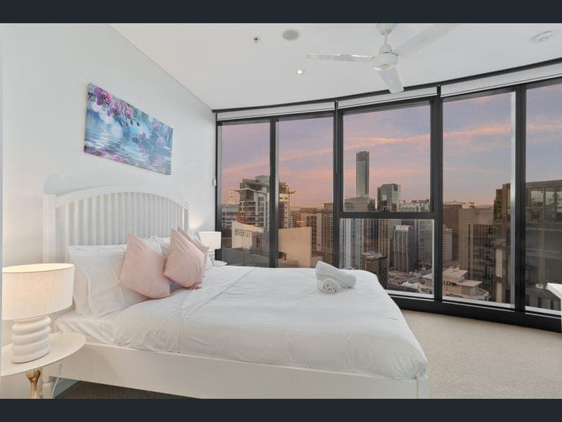 4305/222 Margaret Street, Brisbane City — photo 1 of 5