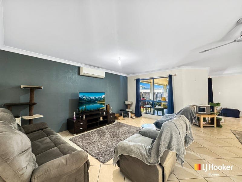 10 Lemon Grove, Bowen — photo 1 of 5
