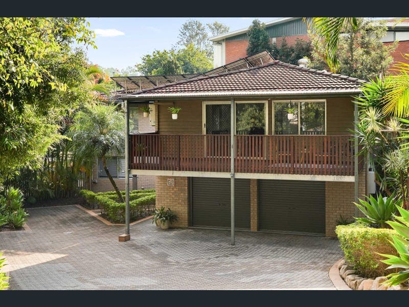 68 Dumbarton Drive, Kenmore — photo 1 of 5