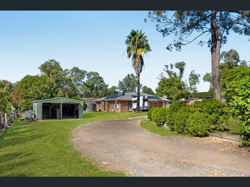 132 Lakes Drive, Laidley Heights — photo 1 of 5