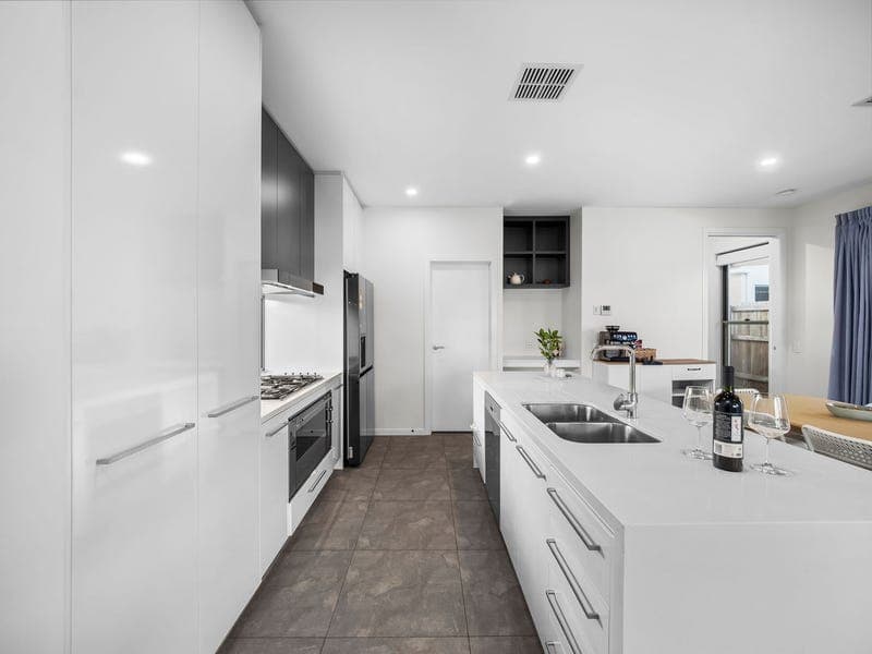 55 Ascent Street, Rochedale — photo 1 of 5