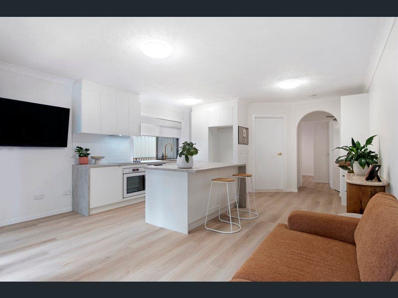 3/17 Frederick Street, Surfers Paradise — photo 1 of 5
