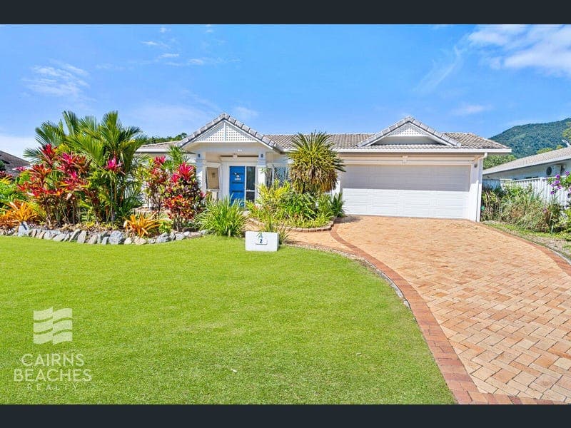 2 Green Avenue, Kewarra Beach — photo 1 of 5
