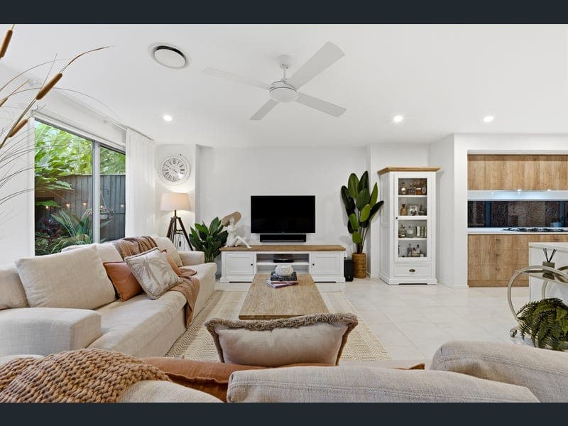 68 Bendigo Place, Upper Kedron — photo 1 of 5