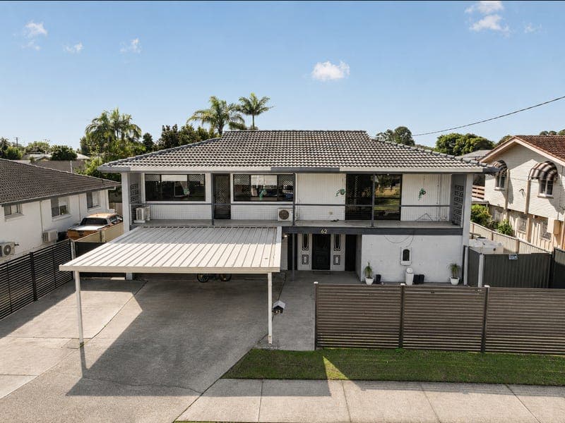 62 Jacaranda Drive, Albany Creek — photo 1 of 5