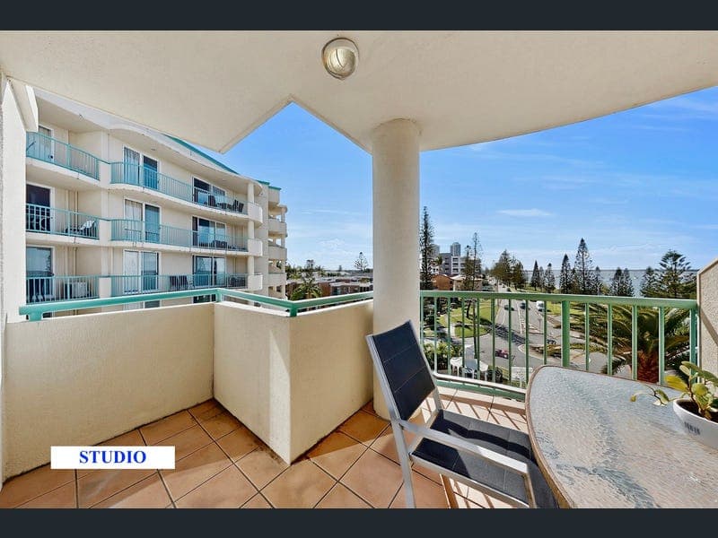 18/484-488 Marine Parade, Biggera Waters — photo 1 of 5