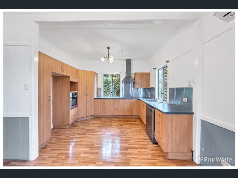 66 Davis Street, The Range — photo 1 of 5
