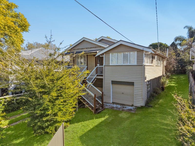 49 Sarah St, Annerley — photo 1 of 5