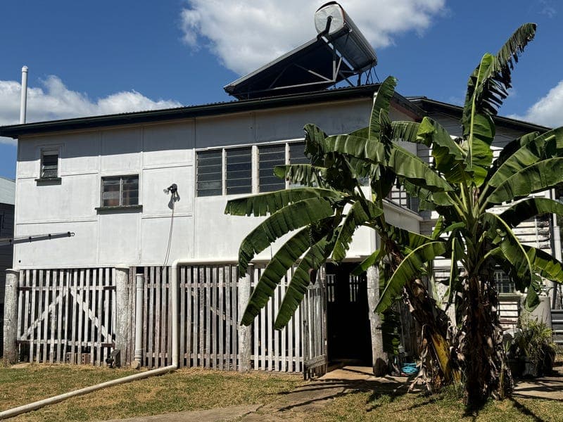 54 James Street, Mount Morgan — photo 1 of 5