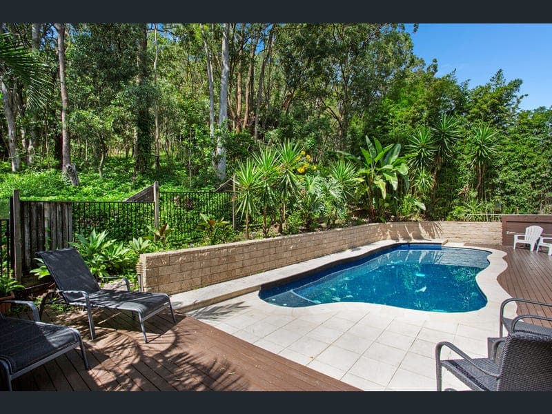 186 West Burleigh Road, Burleigh Heads — photo 1 of 5