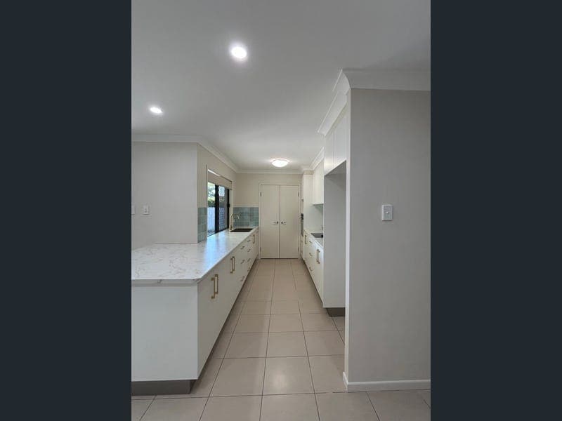 14 Blaise Court, Mount Louisa — photo 1 of 5