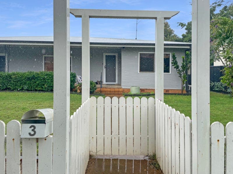 3 Nevell Street, Chinchilla — photo 1 of 5