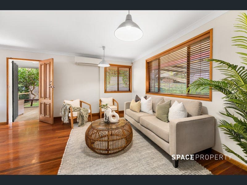82 Duke Street, Toowong — photo 1 of 5