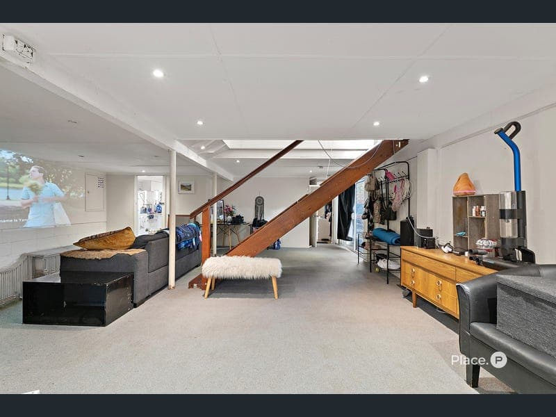 15 Trafford Street, Chermside West — photo 1 of 5