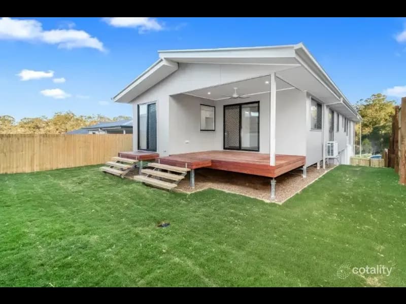 29 Aberdeen Circuit, Spring Mountain — photo 1 of 5
