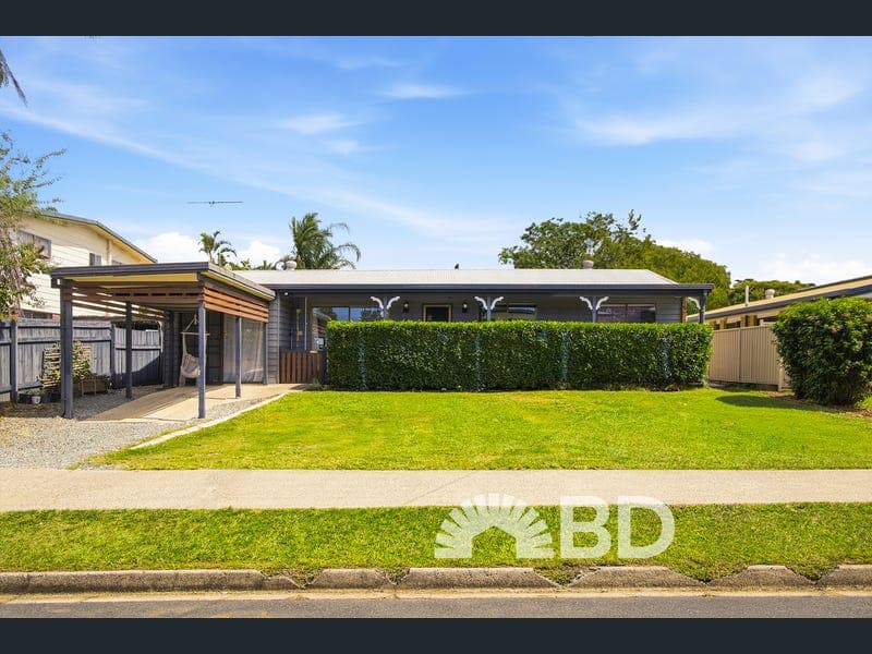 8 Boongaree Avenue, Caboolture South — photo 1 of 5