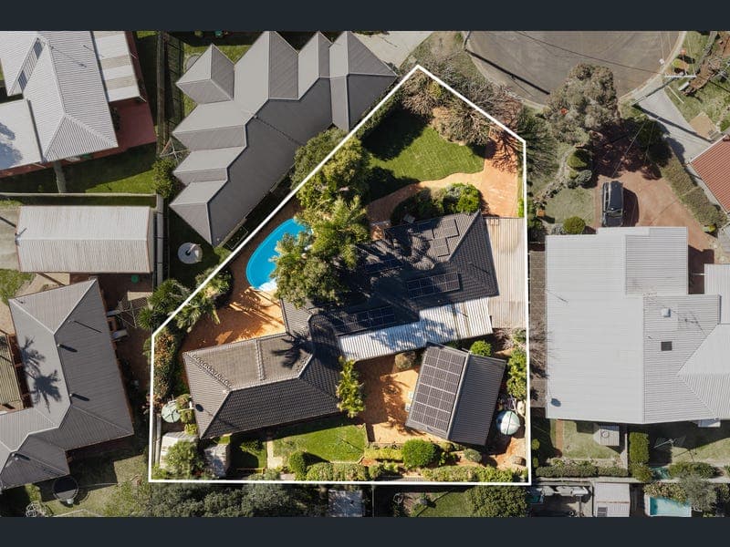 9 Heinemann Court, Kearneys Spring — photo 1 of 5
