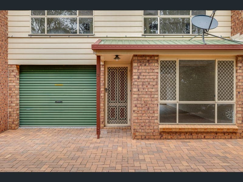 2/355 Tor Street, Wilsonton — photo 1 of 5