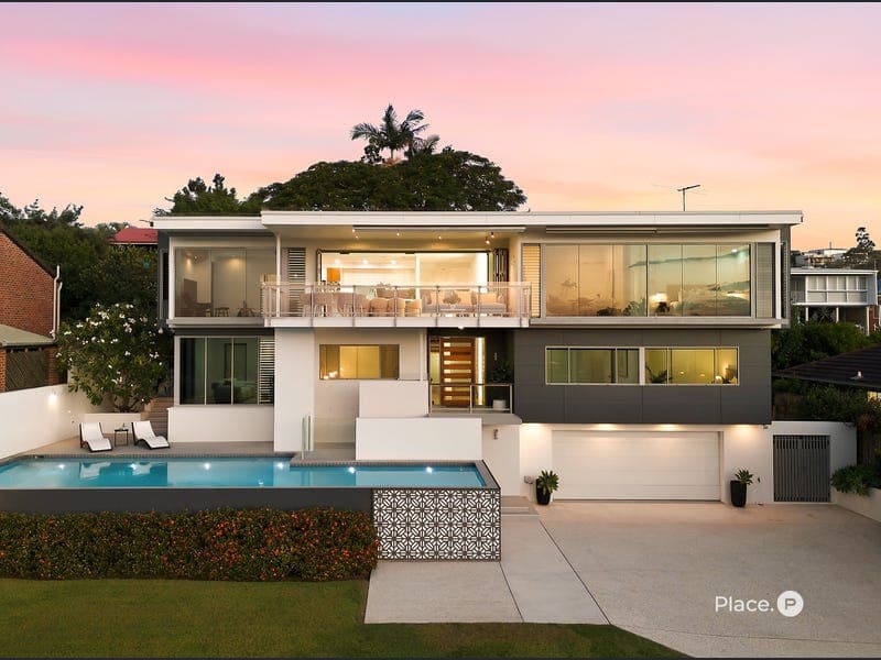 50 Palm Avenue, Holland Park West — photo 1 of 5