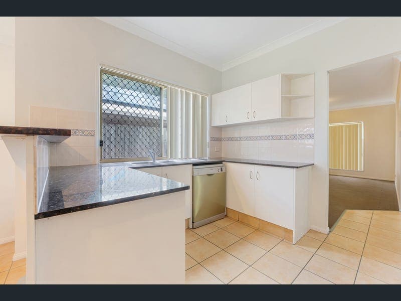 21 Standish Street, North Lakes — photo 1 of 5