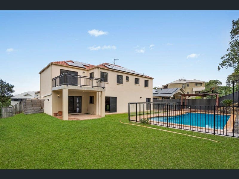 7 Winton Terrace, Varsity Lakes — photo 1 of 5