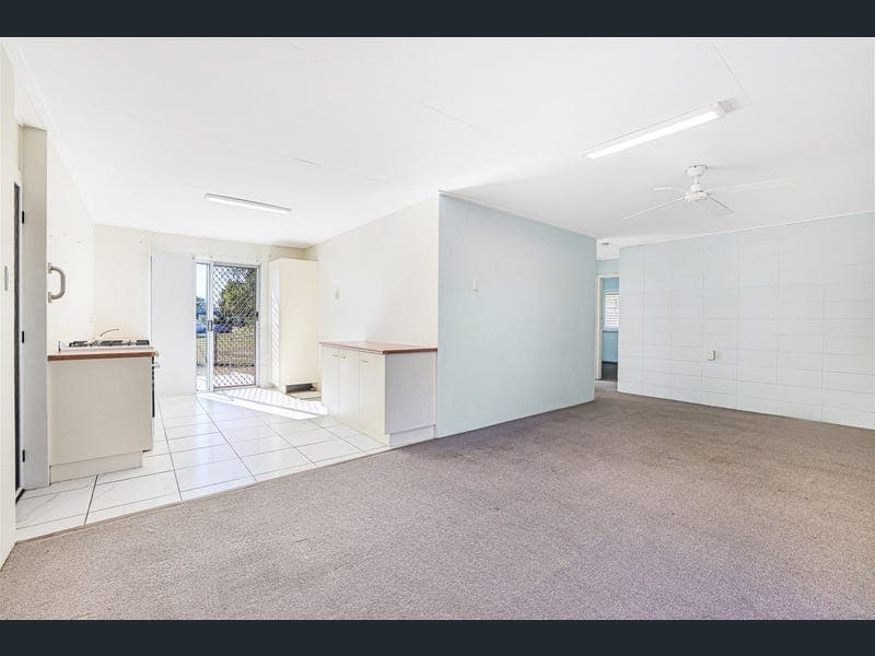196 Targo Street, Walkervale — photo 1 of 5
