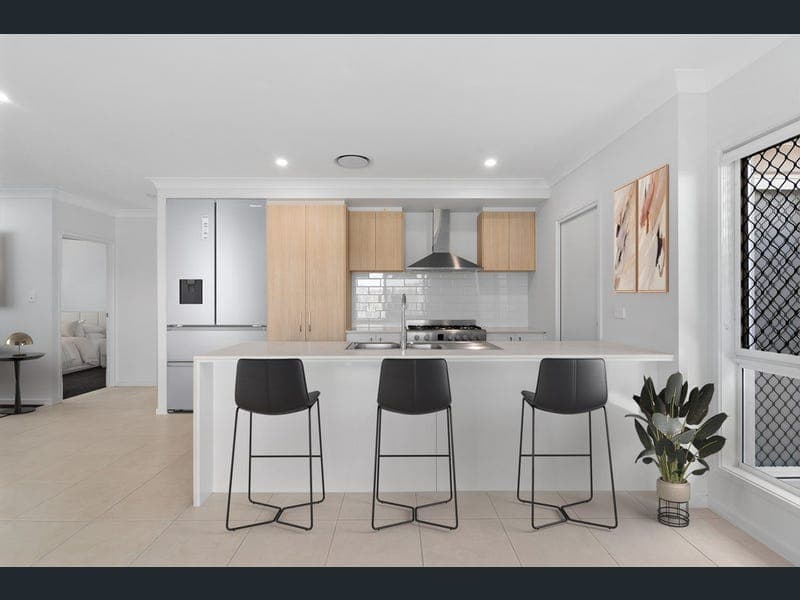 5 Abbey Way, Warner — photo 1 of 5