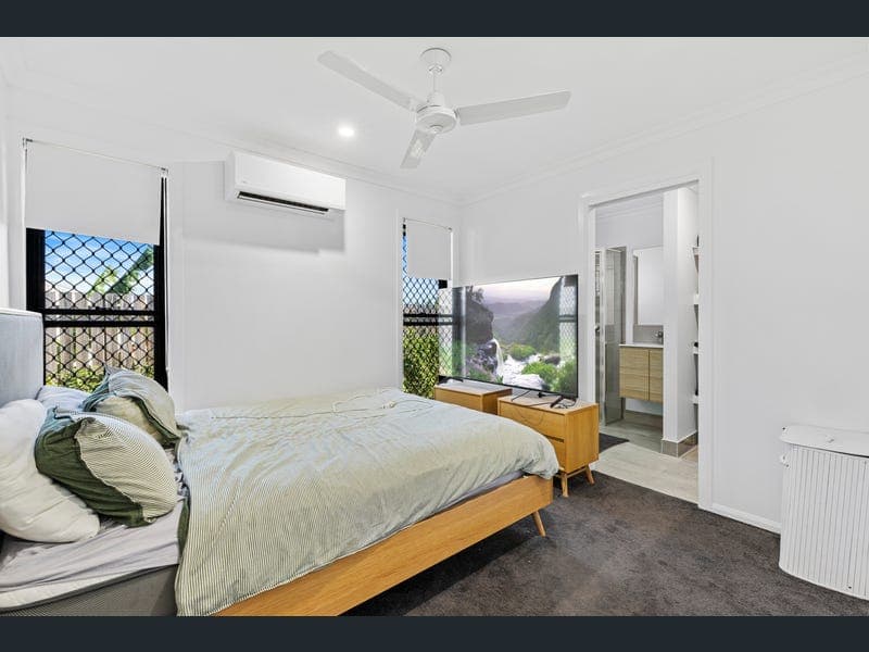 1/5 Teak Close, Norman Gardens — photo 1 of 3