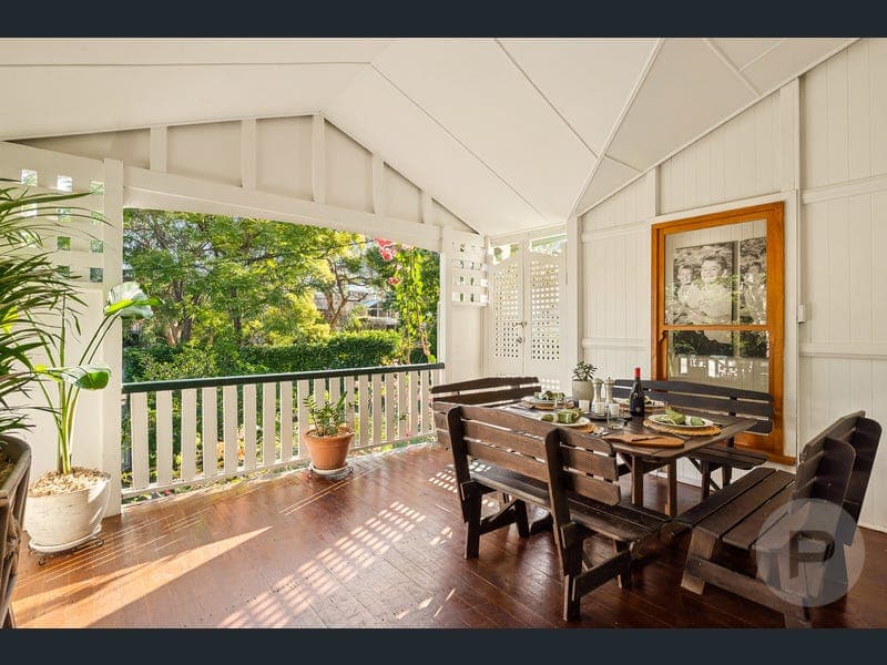 25 Bott Street, Ashgrove — photo 1 of 5