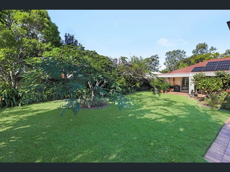 9 Durundur Street, Pelican Waters — photo 1 of 5