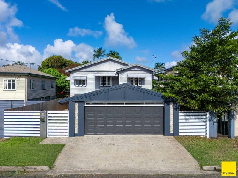 13 Allan Street, Bungalow — photo 1 of 5