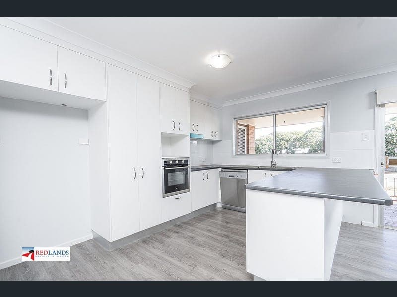 15 MARINE Street, Redland Bay — photo 1 of 5
