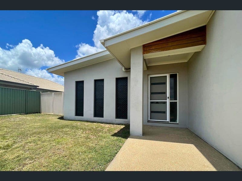 81 Utah Drive, Moranbah — photo 1 of 5
