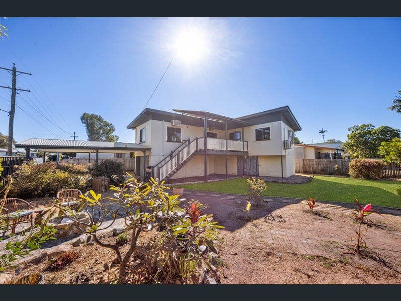 31 Sheffield Street, Gulliver — photo 1 of 5