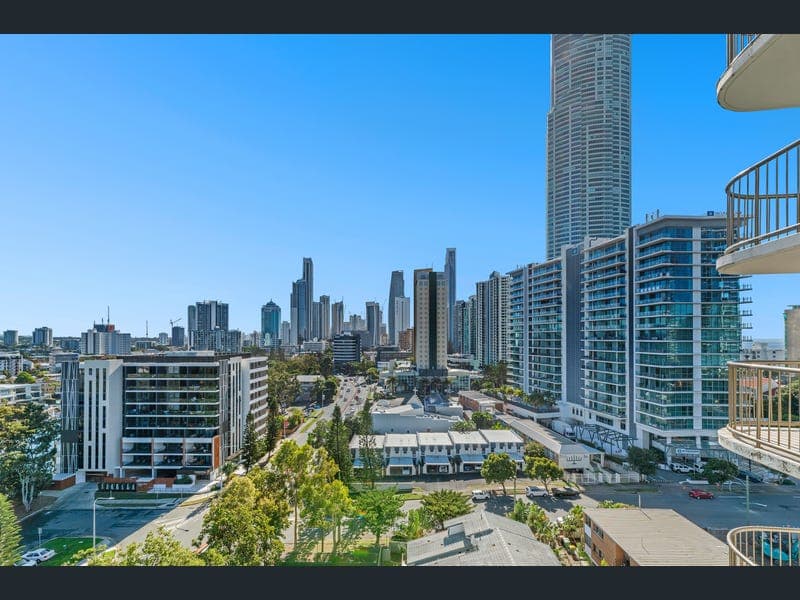 48/43 Enderley Avenue, Surfers Paradise — photo 1 of 5